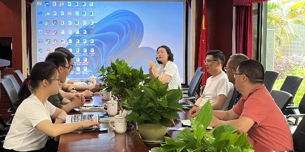 节能先行|广州市发展改革委节能中心周晓义副主任一行莅临鑫钻股份调研参观指导工作